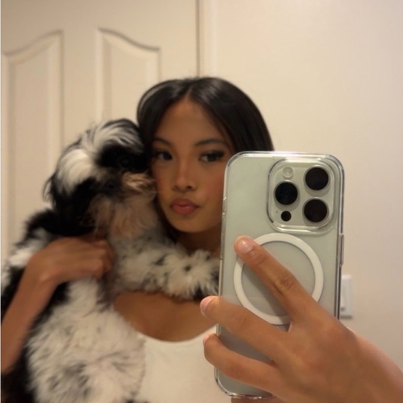 Meet your Posher, Lindsey - Picture 1 of 1